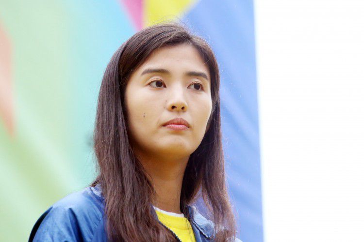 露尿口美女无遮拦